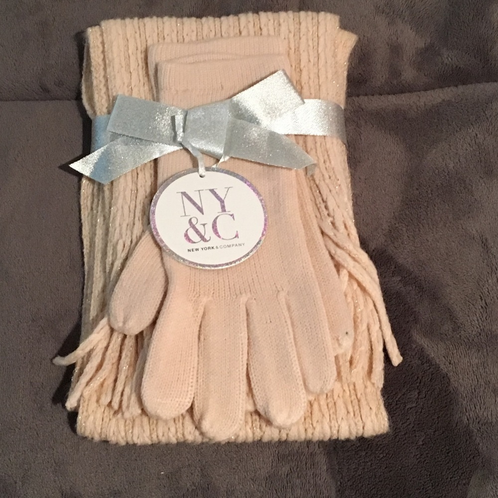 Scarf and Glove Set